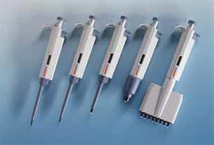 MICROPIPETA VOL VRBLE CERT AUTOCLAVABLE 10 A 100 UL INCL MANUAL,GRASA,LLAVE ECHROMTECH UN