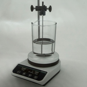 AGITADOR MAGN DIGITAL C/CALEF. 200-2000 RPM 5LT 19X19CM TEMP 350ºC SOPORTE Y PINZA TERM UN HSC-19T